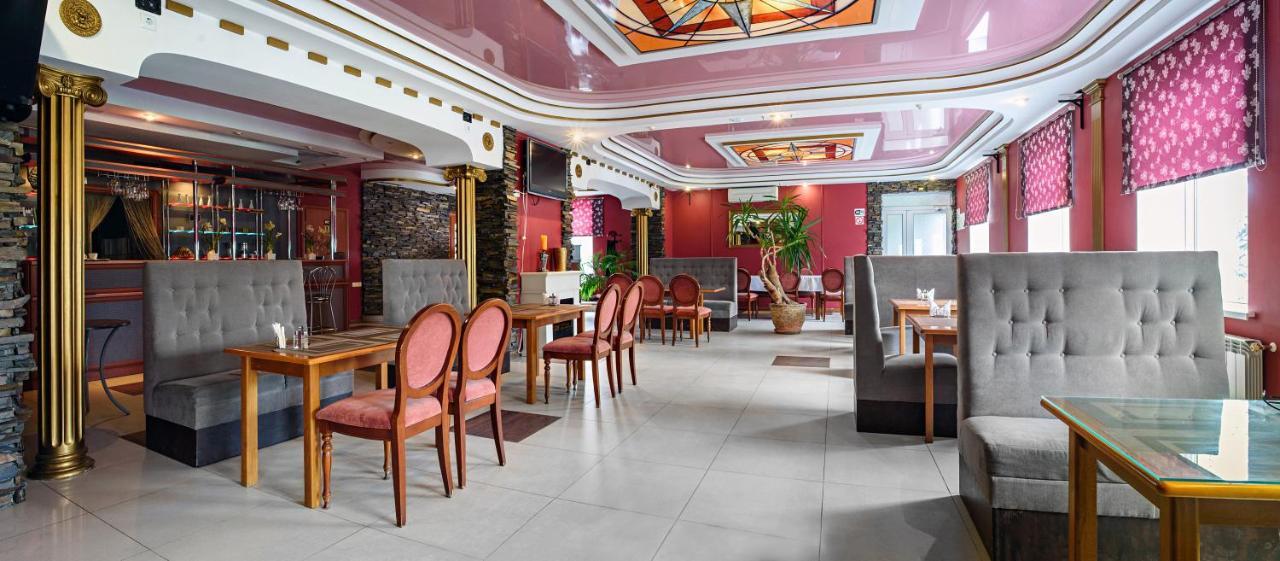 Olimp Soup&Bed Hotel Ivano-Frankovo Екстериор снимка